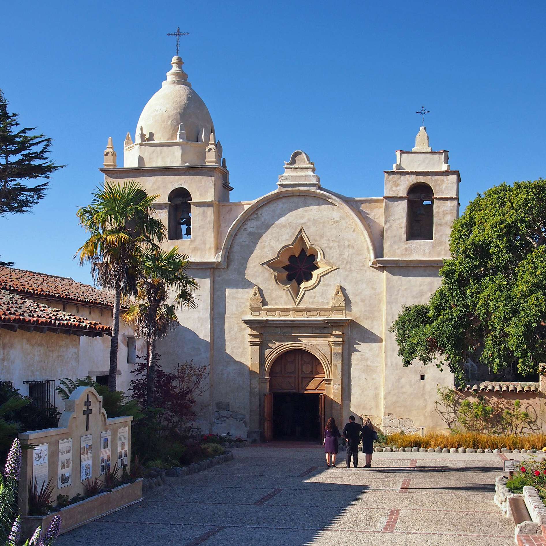 Places to Eat & Drink in Carmel-by-the-Sea, California