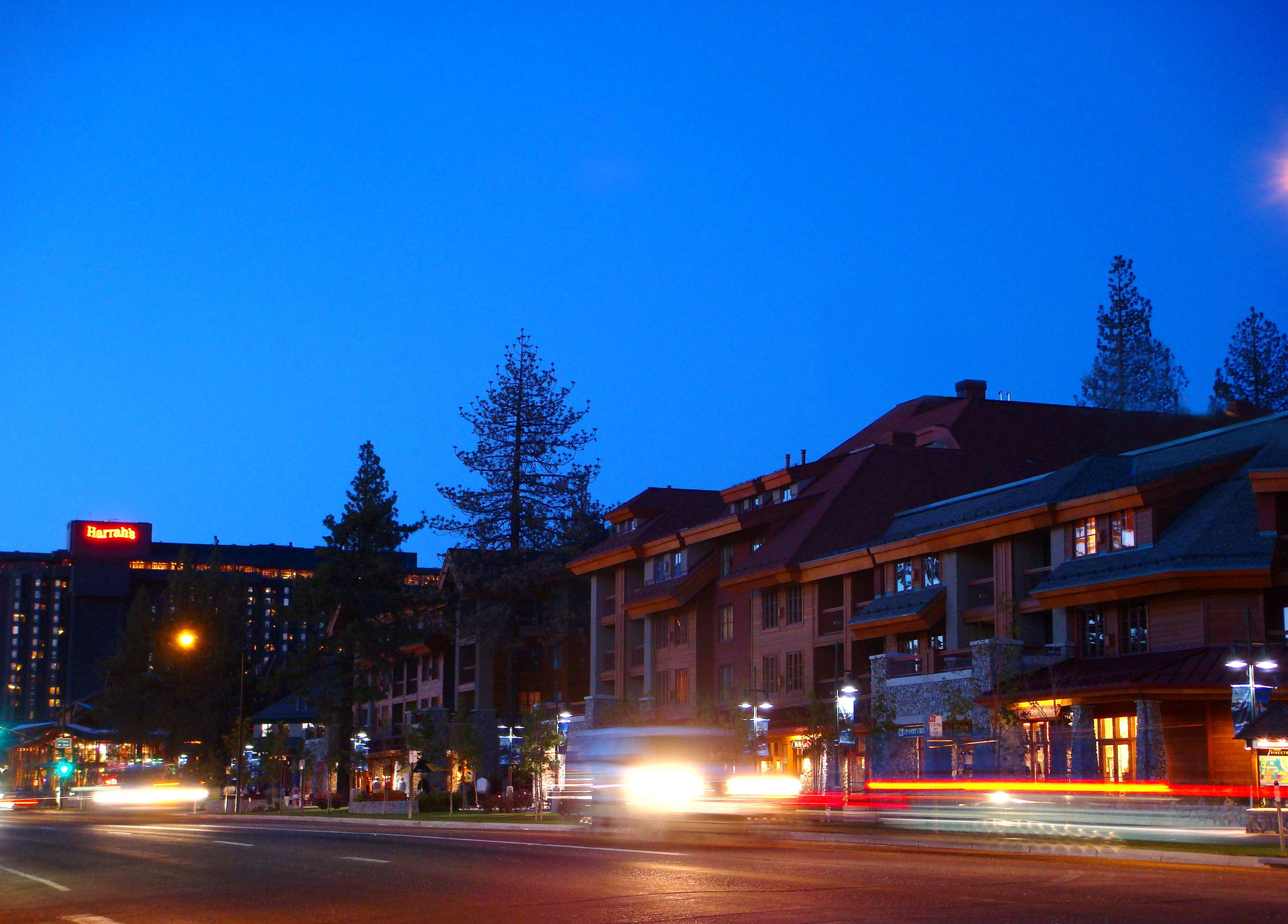 Places to Eat & Drink in South Lake Tahoe, California
