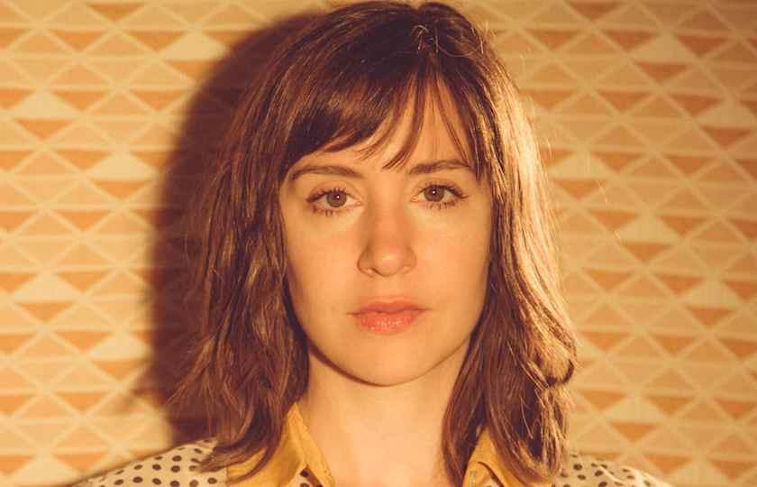 Laura Stevenson in concert