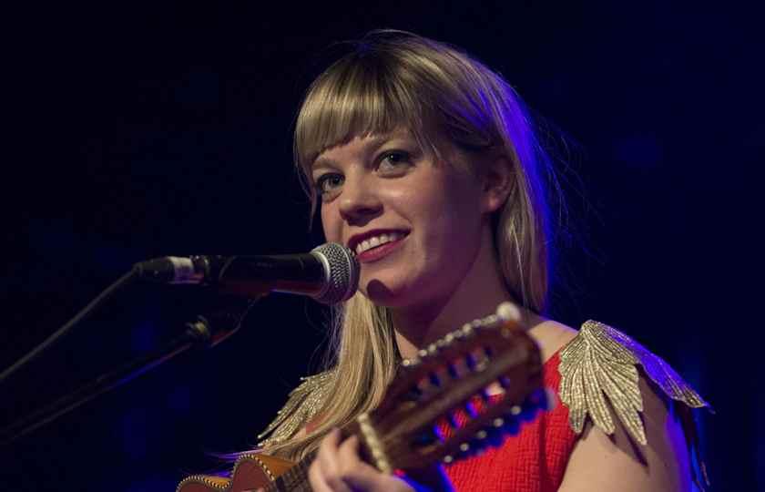 Basia Bulat