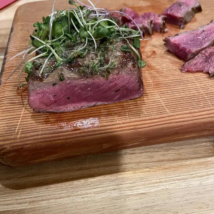 Blades' Bistro