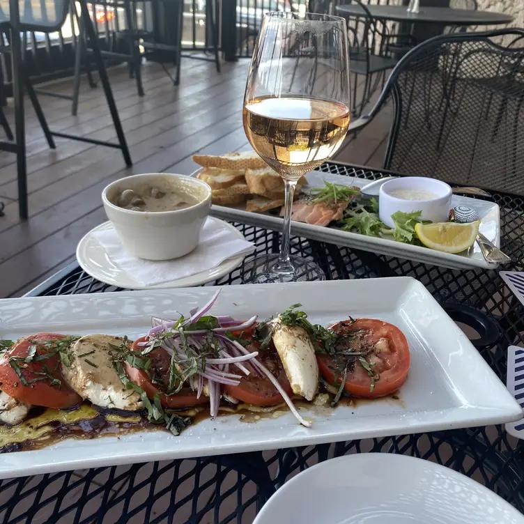 Paseo Grill