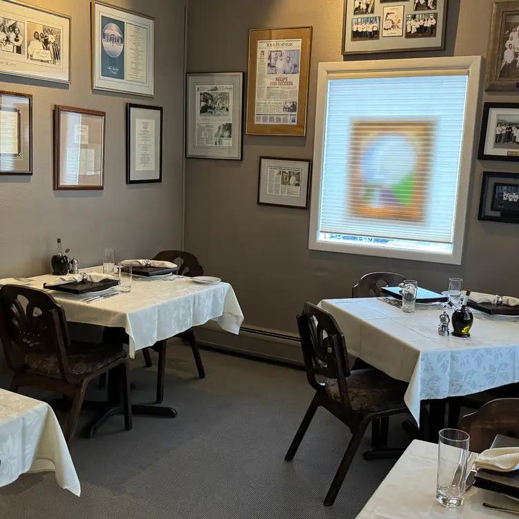 Marx Bros Cafe