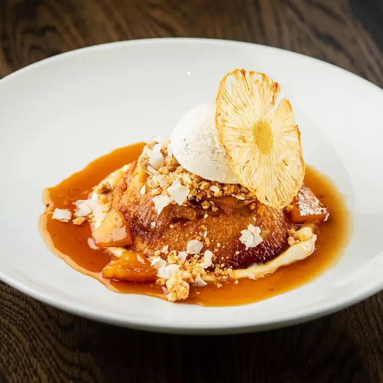 Cooper's Hawk Winery & Restaurant - Waterford Lakes