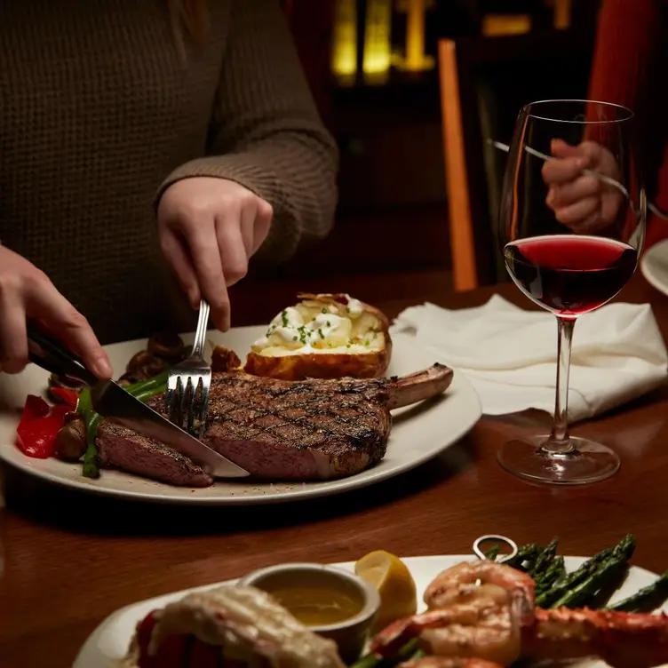 The Keg Steakhouse + Bar - Burlington
