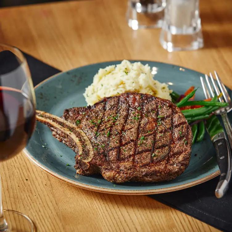 Milestones Grill + Bar - Hamilton - Meadowlands